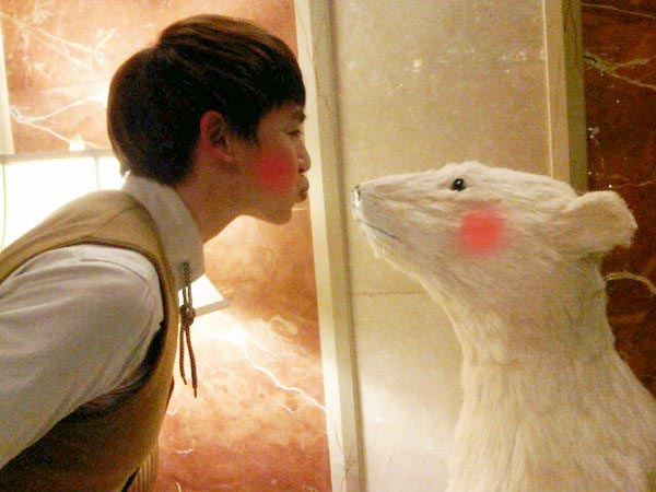 khun kiss (多腮紅)