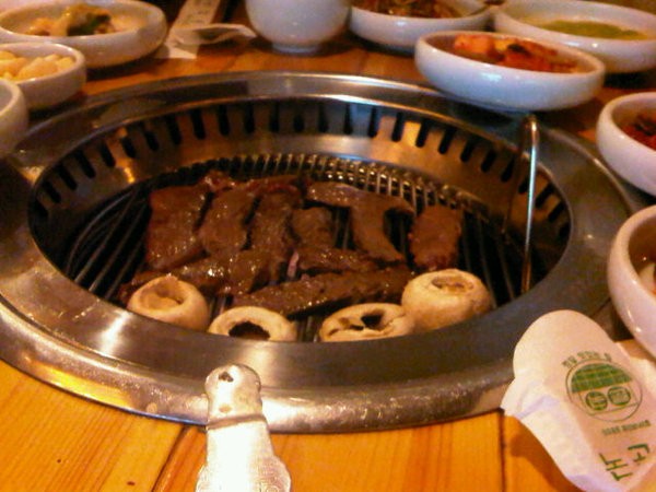 Khun Twitter