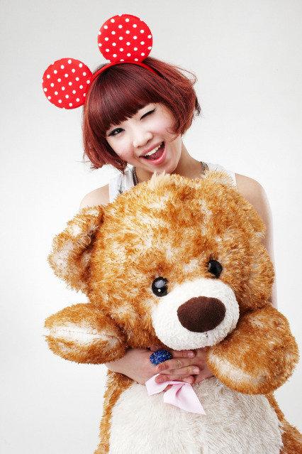 2NE1 Minzy-9