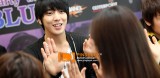 CNBLUE Holika hand shake in 泰國3 CNBLUE Holika hand shake in 泰國