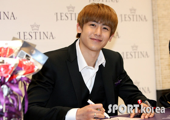 20110314_Nichkhun