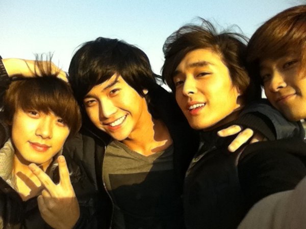 FTIsland沒洪基