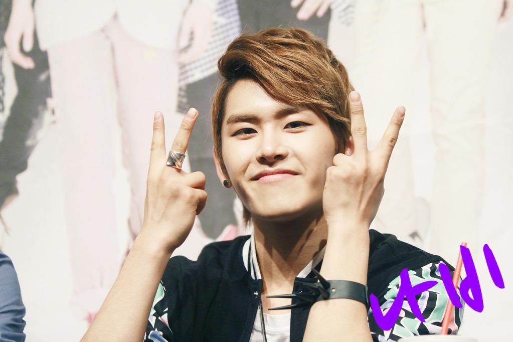 Infinite-HOYA