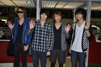 CNBLUE3
