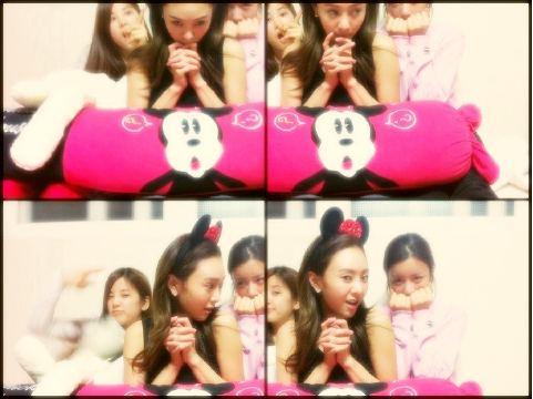 A PINK G.NA A PINK G.NA