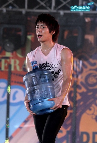 SHINee 鐘鉉