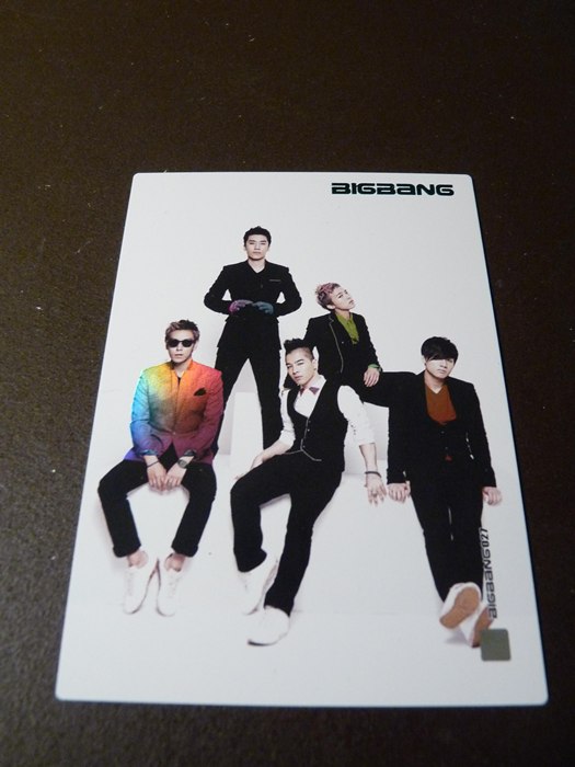 Big Bang 明星卡的實物圖