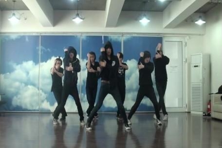 SM新男團 M1