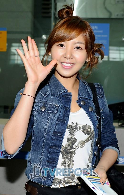 After School Raina09