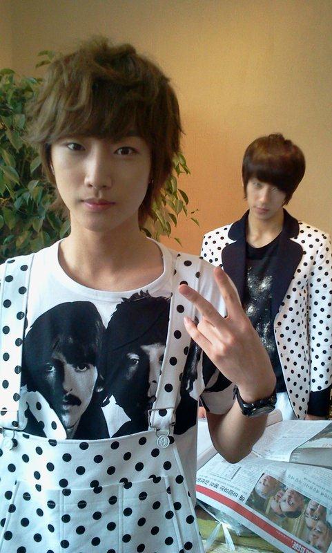 20110513 B1A4-2