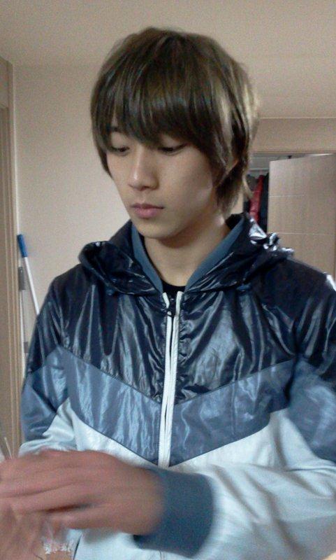 20110513 B1A4-3