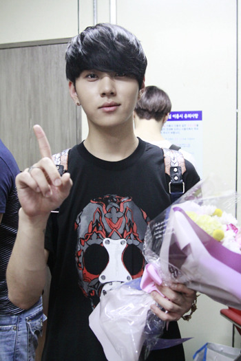 BEAST 亨俊