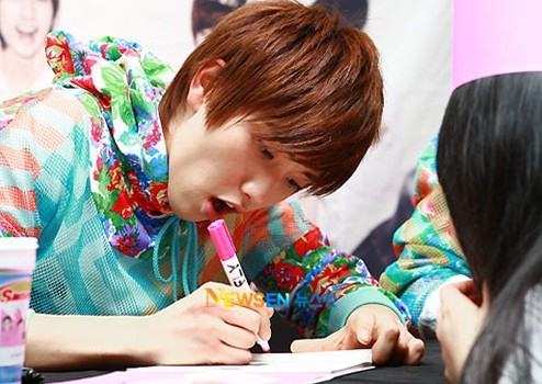 B1A4 首次簽名會 B1A4 首次簽名會