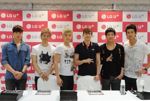 2PM LG