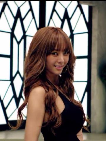 G.Na TOP GIRL