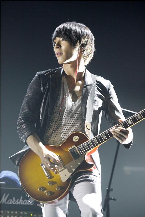FTIsland-武道館官方圖