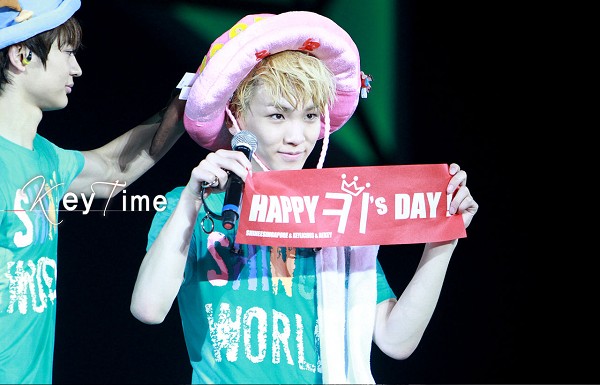 SHINee KEY