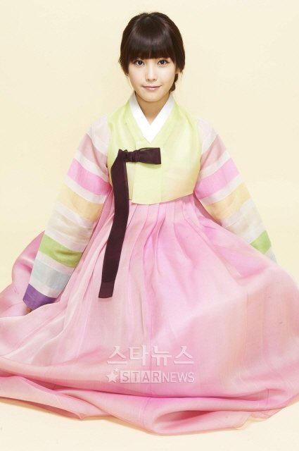 IU 韓服