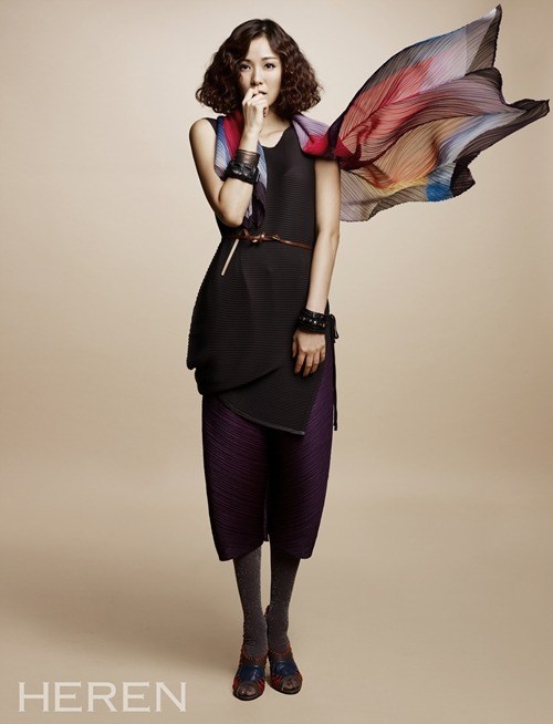 孫泰英 PLEATS PLEASE 