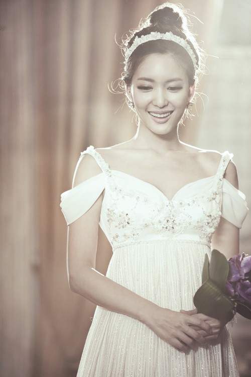 11月新娘徐智英的婚纱照
