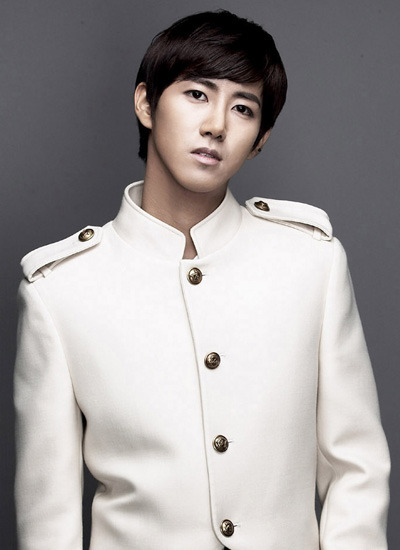 ZE:A 光熙