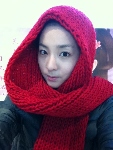 2NE1 Dara