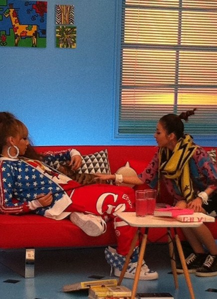 2NE1