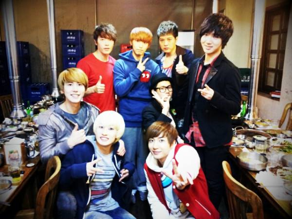 Super Junior 五輯慶功宴
