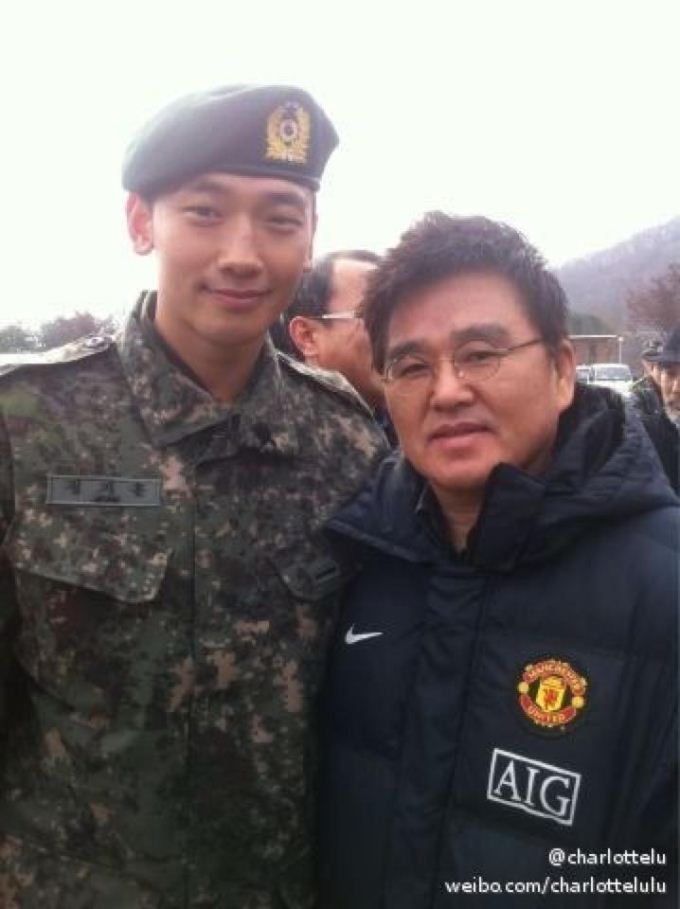 RAIN 當兵後第一次的面會日 RAIN 當兵後第一次的面會日