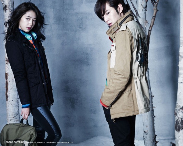 张根硕与朴信惠的秋冬型录