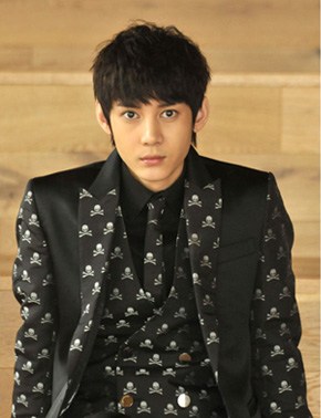 MYNAME - Gun Woo MYNAME - Gun Woo