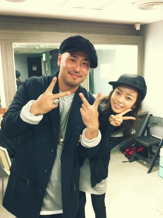 KARA 荷拉、Leessang 吉 KARA 荷拉、Leessang 吉