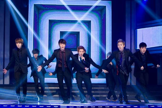 Super Junior in MCD (kpopn)