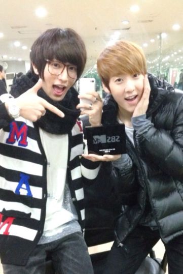基燮 & Kevin