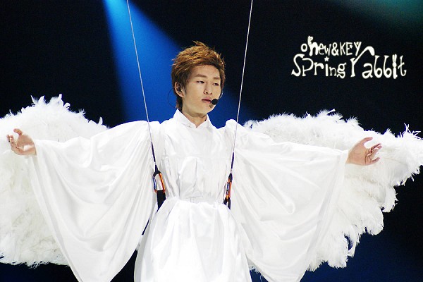 SHINee 溫流，生日快樂