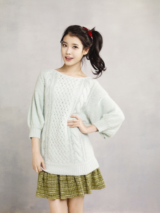 IU 代言化妝品 "The Saem"