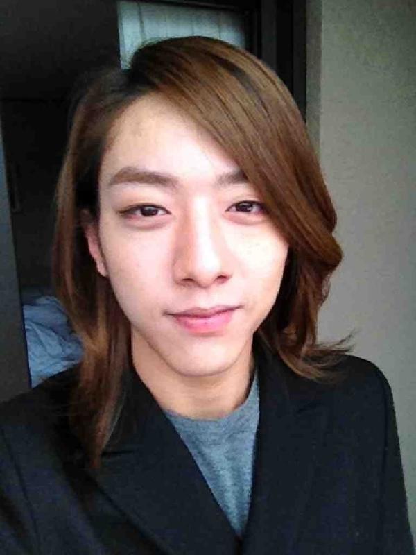 CNBLUE 李正信