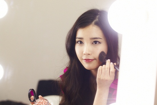 IU