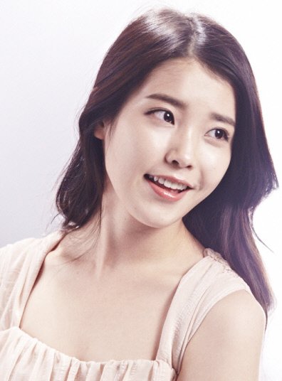 IU