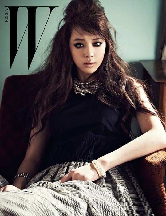 Sulli ─ W Korea 畫報