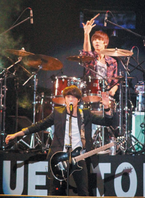 CNBLUE Blue Storm 演唱會台灣場 容和、敏赫