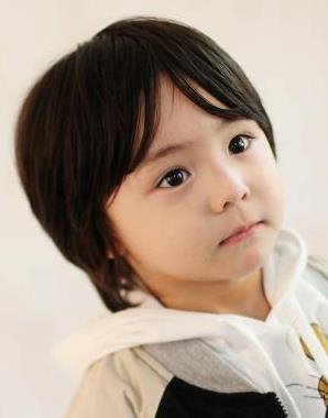 MBLAQ Hello Baby ─ Leo