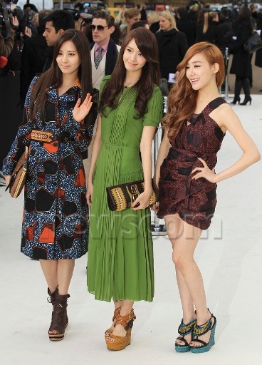 Tiffany、潤娥、徐玄 (英國倫敦時裝秀)
