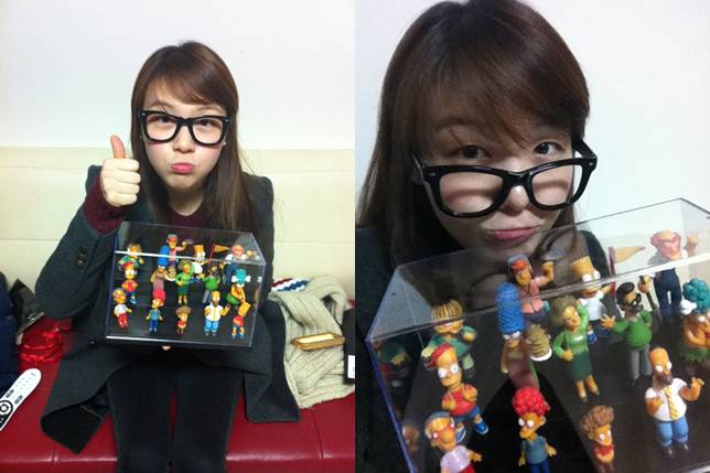 minah 與畢業禮物合照