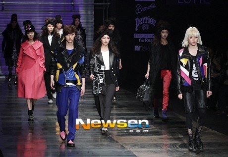 FW 2012-2013 Seoul Fashion Walk ─ Ren & Minhyun 在伸展台