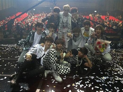 SHINee、EXO-K SHINee、EXO-K