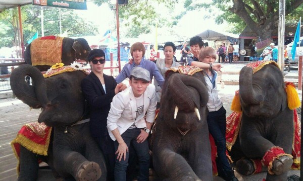 TEEN TOP