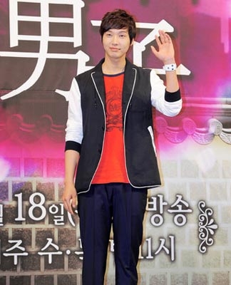 仁顯王后的男人 池賢宇