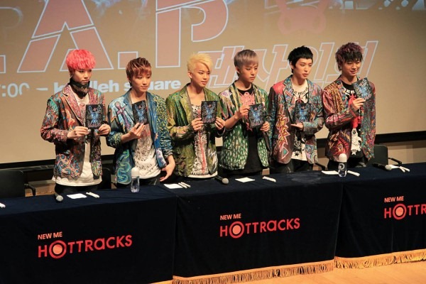 B.A.P 簽名會@KT Olleh Square B.A.P 簽名會@KT Olleh Square