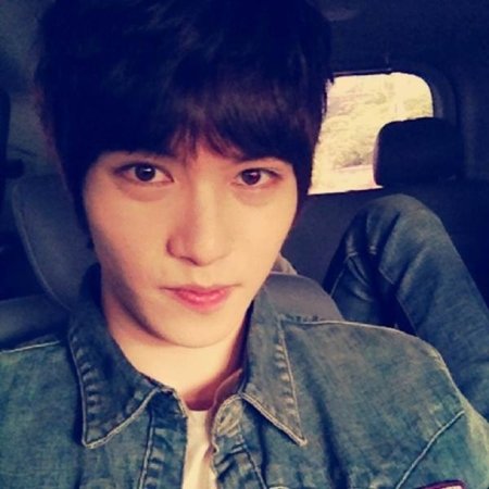 CNBLUE 李宗泫